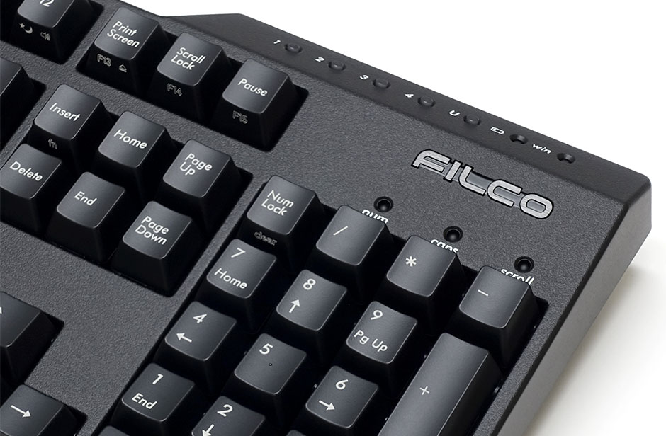 FILCO Majestouch BLACK フルサイズ 青軸（リストレスト付）