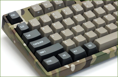 Majestouch 2 Camouflage-R 茶軸・フルサイズ・かななし製品情報